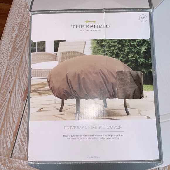 🔥Threshold Round Universal Fire Pit Cover 52”🔥 NWT - Picture 7 of 7